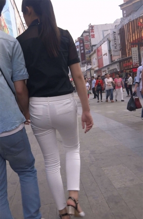 黑色蕾丝衬衫超级紧身白裤美臀