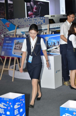 航空服小姐姐