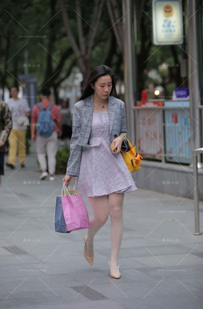 连衣裙波点丝高跟美姐