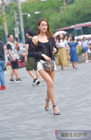 长腿高跟热裤美女3A1779[91.5M]