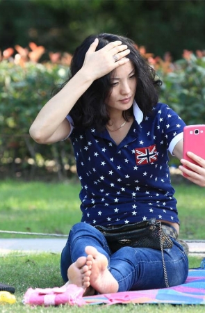 No1142 颇具韵味的少妇细长足底