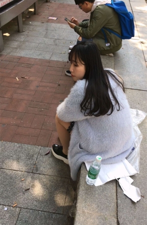 甜美女生