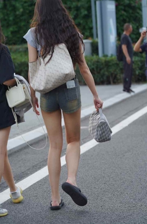 高挑牛仔短裤 [87P-1.24GB]