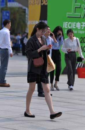 职业装OL美女