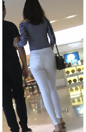 极品超紧白裤微透美女 [1G/MP4]