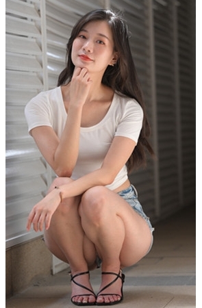 （视频）热裤女孩[7.77G/MP4]