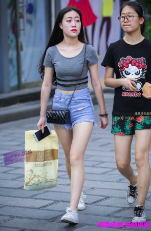 李欢原创——–短裤，丰腴（9P）