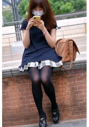 嘿丝小妹 【587 MB】 1分52秒