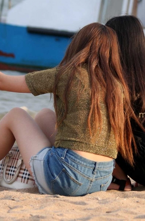 第188篇长发两美女 —-21P