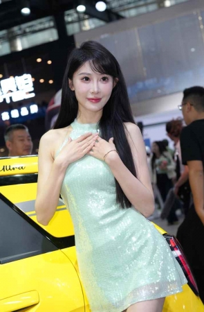 甜美可爱菠萝酱 [44P-762MB]