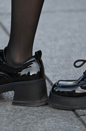 街拍黑丝小姐姐【9p】