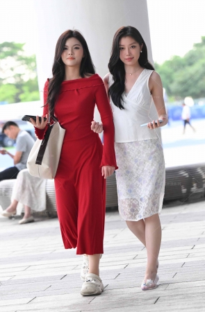 2565-48=59√优雅知性，平底鞋闺蜜