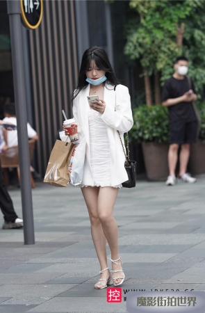 漂亮女孩3A3792[215M]