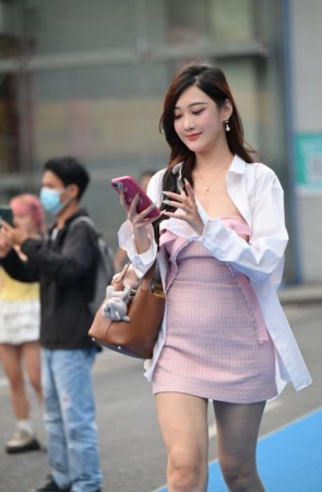 粉色抹胸裙 [33P-626MB]