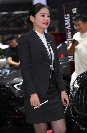 【摄神作品】2561-18=85√韵味十足【套图➕4k视频】 13P