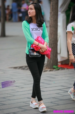 李欢原创——–黑裤，丰腴（11P）