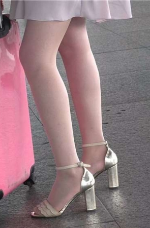 长裙，凉高，街拍丝袜美女