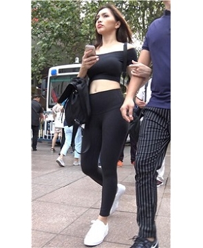 4k-紧身翘臀露脐运动弹力裤美女 [2.50 GB]