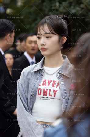 牛仔热裤牛仔外套 [18P]