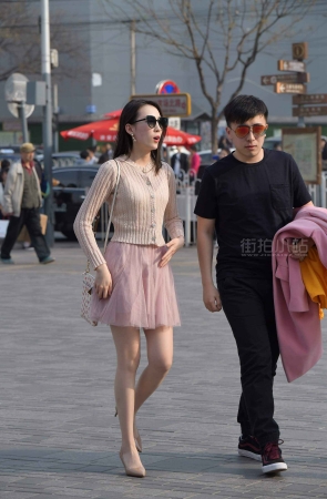 街拍极品漂亮美女