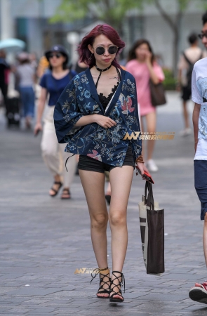 短裤小月牙
