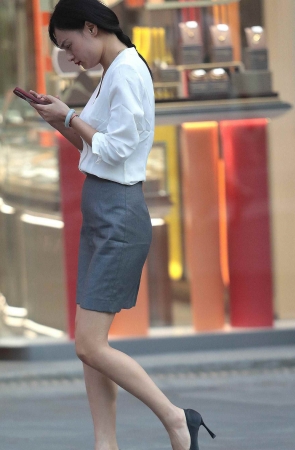 漂亮街拍高跟OL