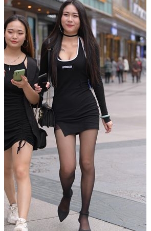 性感的黑丝小姐姐(78P)