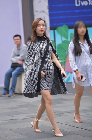 女人的美丽她全占了