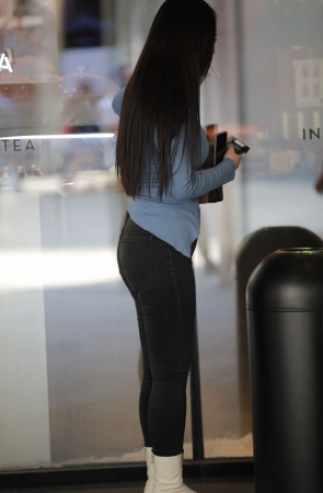 丰满的性感女友