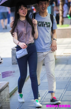 李欢原创——–牛仔，超丰腴（15P）