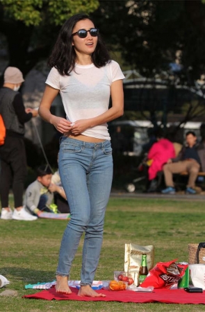 No1562 阳光女孩魅力四射，躺倒后花样繁多仿佛就在自家闺房 第2套