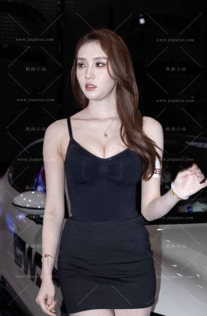 黑裙丰满 [18P]