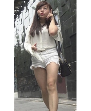 4k-打电话的肉肉女孩 [1.22 GB]