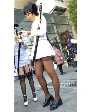 4k-玩cosplay的极品高颜值二次元美少女