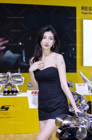 大长腿黑色短裙 [18P]