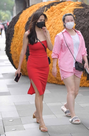 看美女开心又一天/231124-1-27 14P