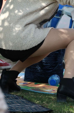 No485 散发青春诱惑的美少女美腿长丝