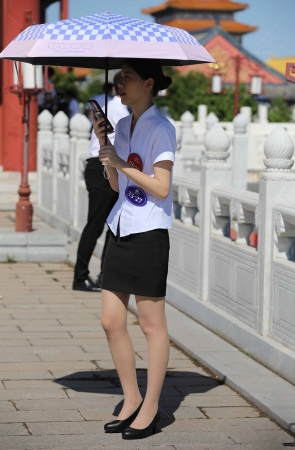 阳光下新空乘肉丝高跟制服面试空姐 10P