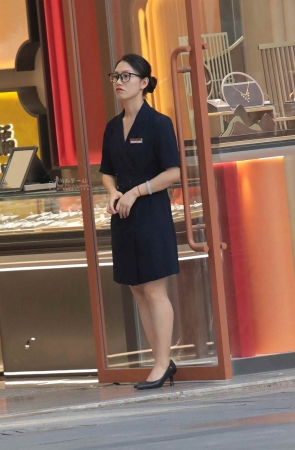 街拍高跟职业装