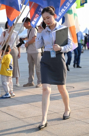 2567-43-57√韵味轻熟白领 9P