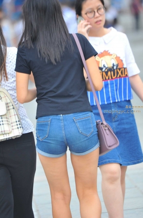 2016-09-09丰满大臀蓝色牛仔短裤妹妹43张
