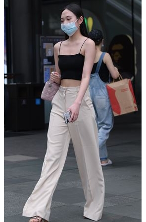 吊带长裤美女(77P)