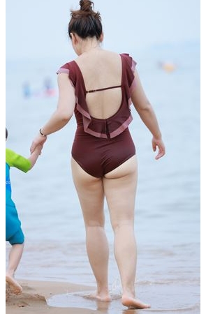 比基尼辣妈(21P)