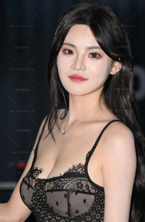 24920-33=96√吊带裙网红车模 13P