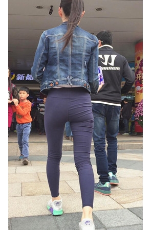 极品紧身裤美女