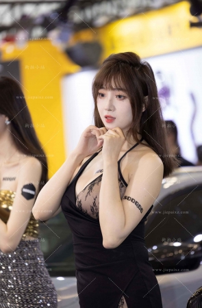 微胖好身材美女模特 [14P]
