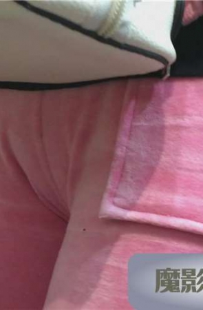 美丽的三角区，美丽的粉色系女孩 [3.51 GB/MP4]