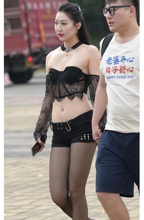 性感的抹胸黑丝清凉美女(95P)