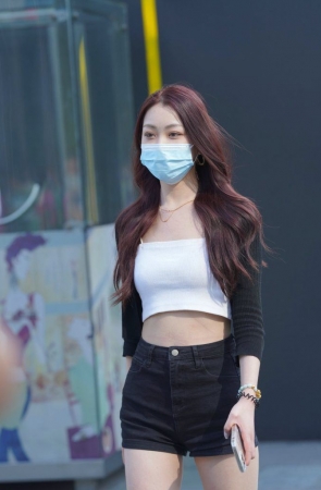 简约黑白搭配 [84P-1.03GB]