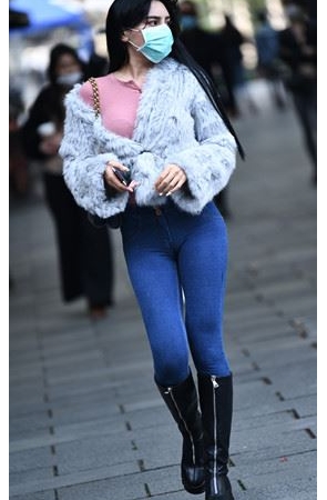 （套图）漂亮的长发牛仔裤美女(124P)